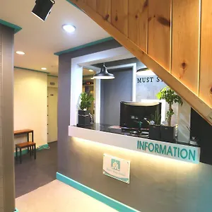  Hostel Must Myeongdong